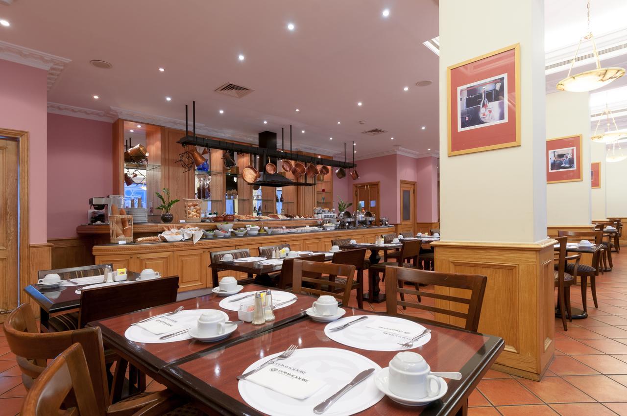 Le Commodore Hotel Beirut Luaran gambar