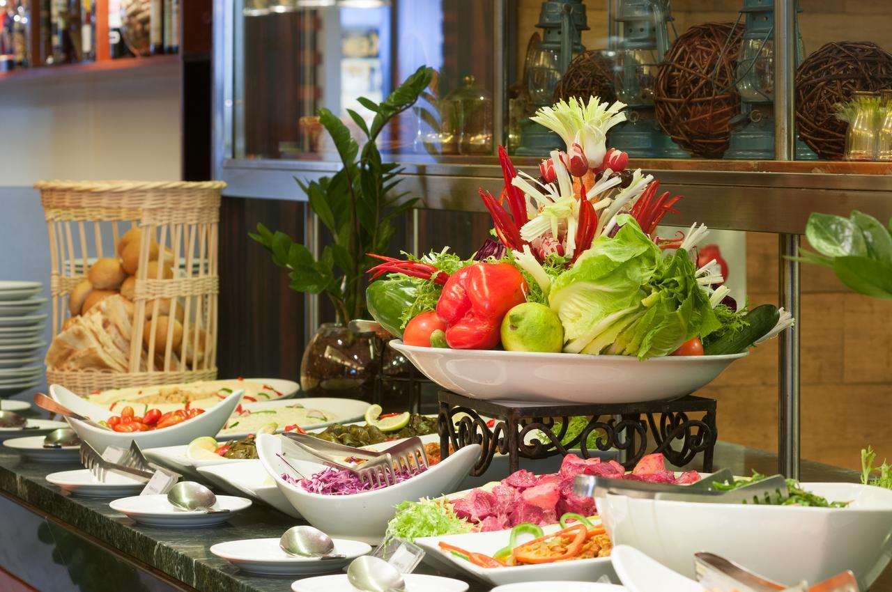 Le Commodore Hotel Beirut Luaran gambar