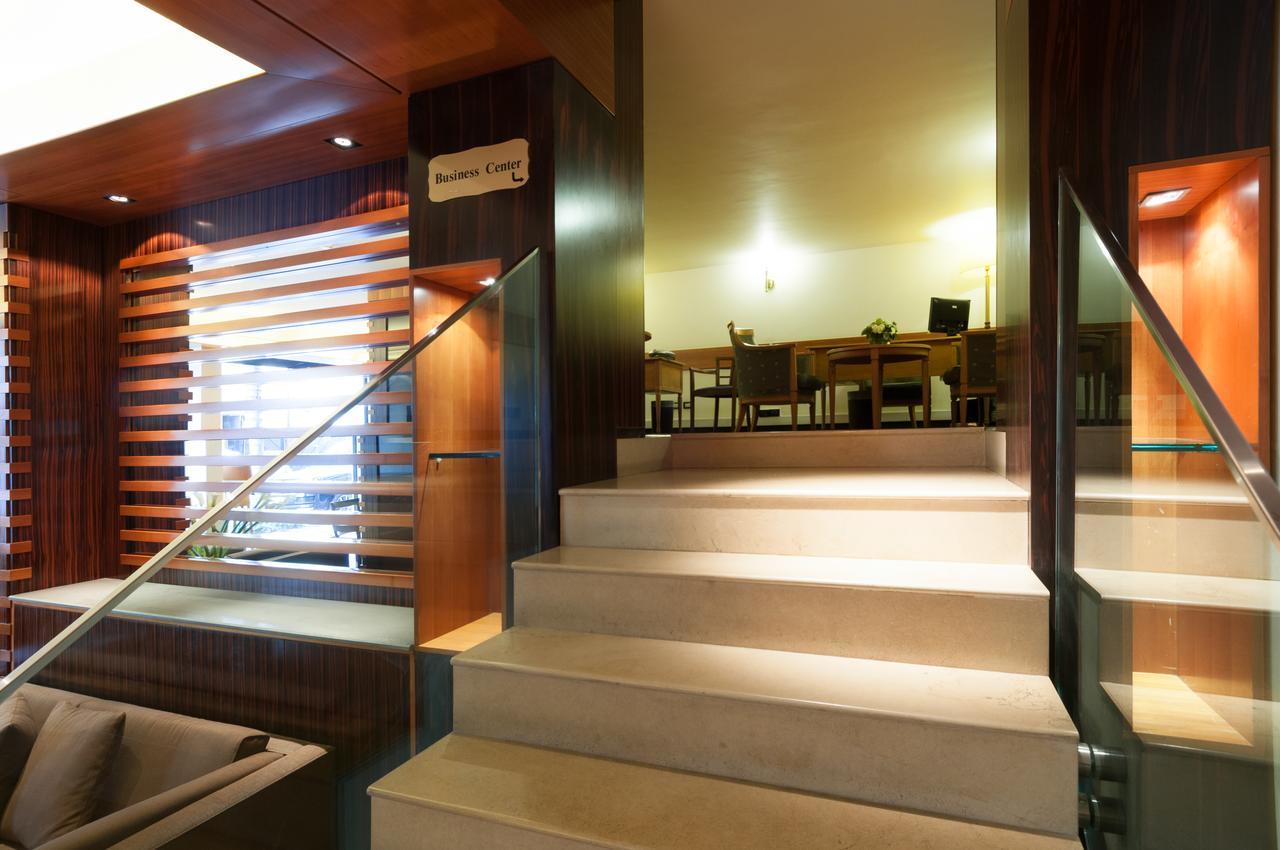 Le Commodore Hotel Beirut Luaran gambar