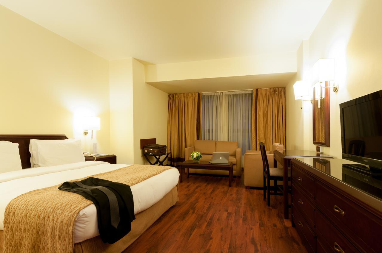Le Commodore Hotel Beirut Luaran gambar