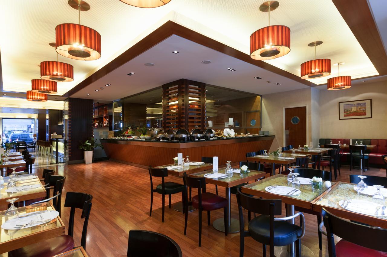 Le Commodore Hotel Beirut Luaran gambar