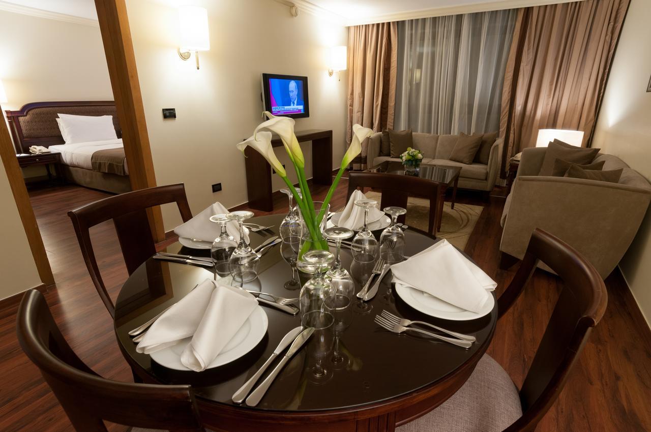 Le Commodore Hotel Beirut Luaran gambar