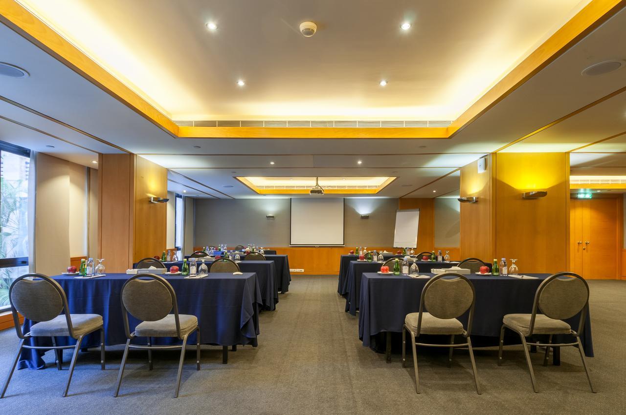 Le Commodore Hotel Beirut Luaran gambar