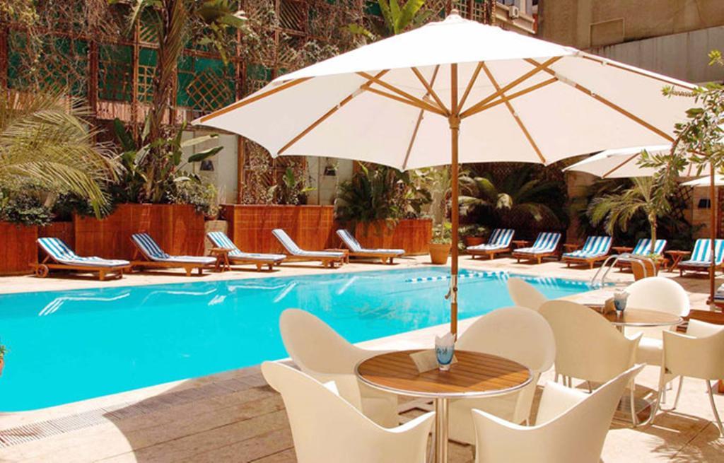 Le Commodore Hotel Beirut Luaran gambar